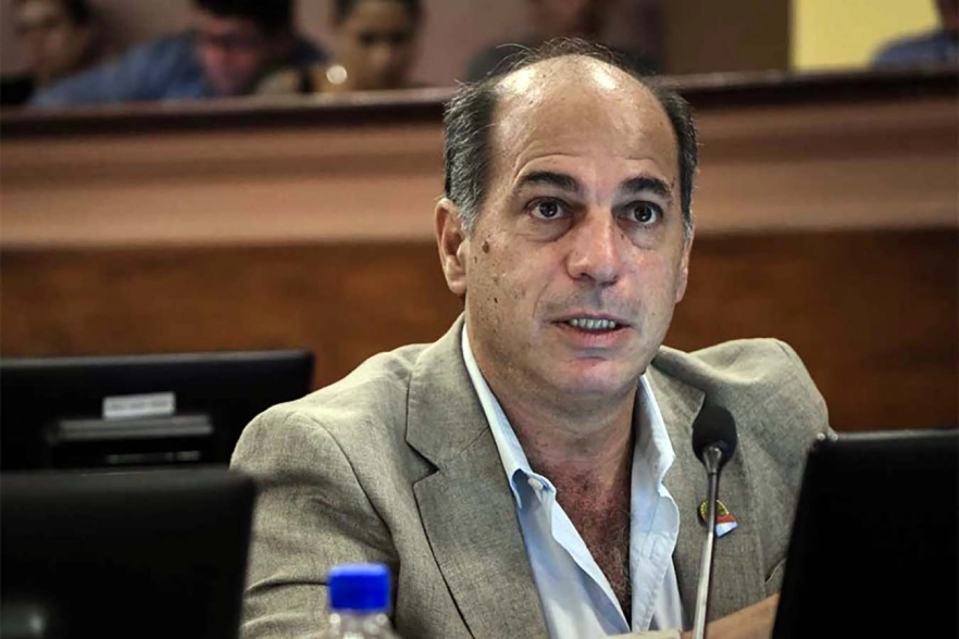 Más reacciones en el oficialismo contra Benegas Lynch por Salto Grande