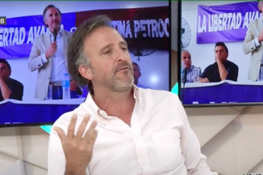 Benegas Lynch cuestionó a las universidades y dijo que “la política es un zoológico”