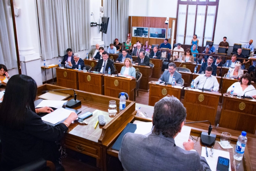 El Senado sancionó el Presupuesto 2026 sin acompañamiento del peronismo para tomar deuda pública