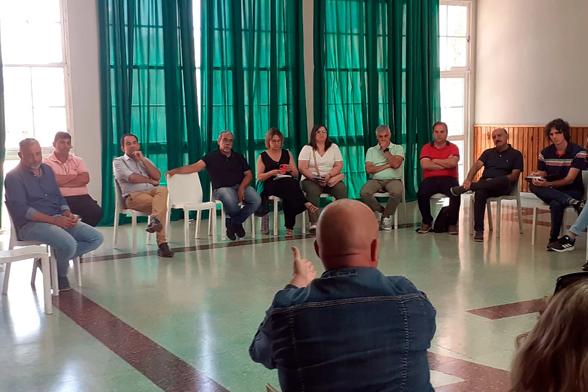 Los gremios estales se reunieron con Bagnat.