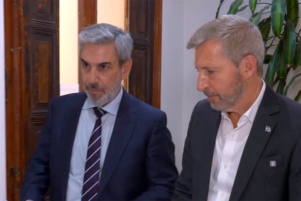 Fabi&aacute;n Boleas, ministro de Econom&iacute;a y el gobernador Rogelio Frigerio.