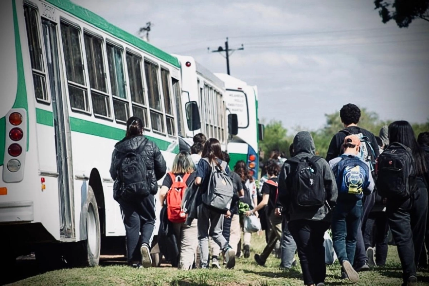 El transporte escolar rural en Entre R&iacute;os al borde del colapso por falta de financiamiento