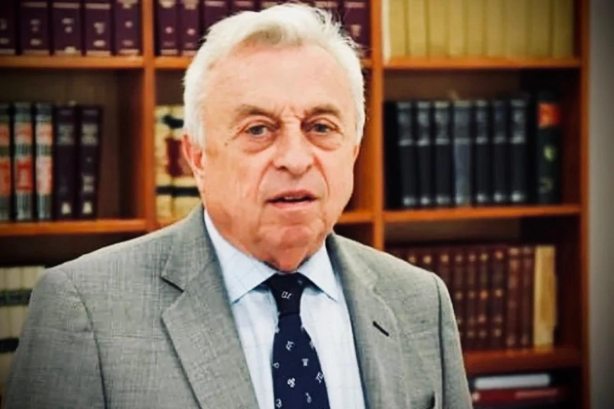 Carlomagno: &ldquo;Emergencia, aumentar la edad y aportes, el d&iacute;a de ma&ntilde;ana pueden ser litigiosas&rdquo;